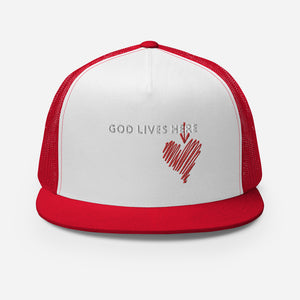 god lives here (Trucker Cap)